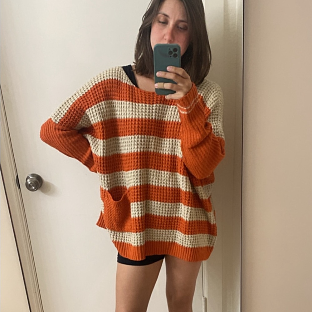 Oversized Fit Knitted Sweater.